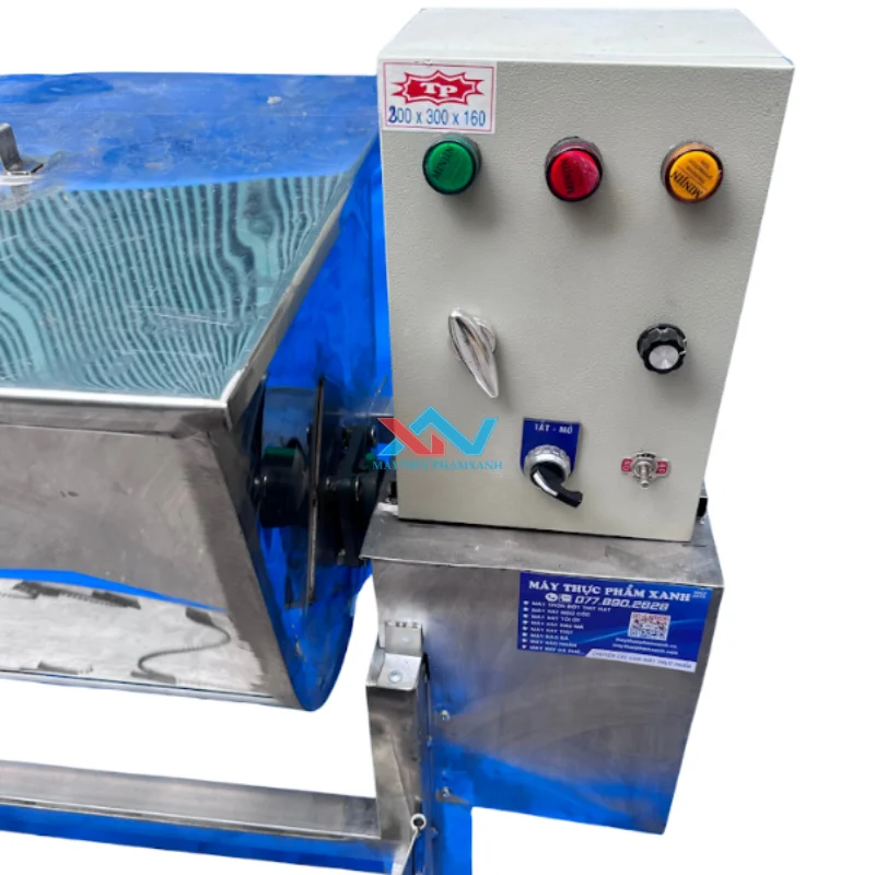 máy trộn thịt nằm ngang có biến tần