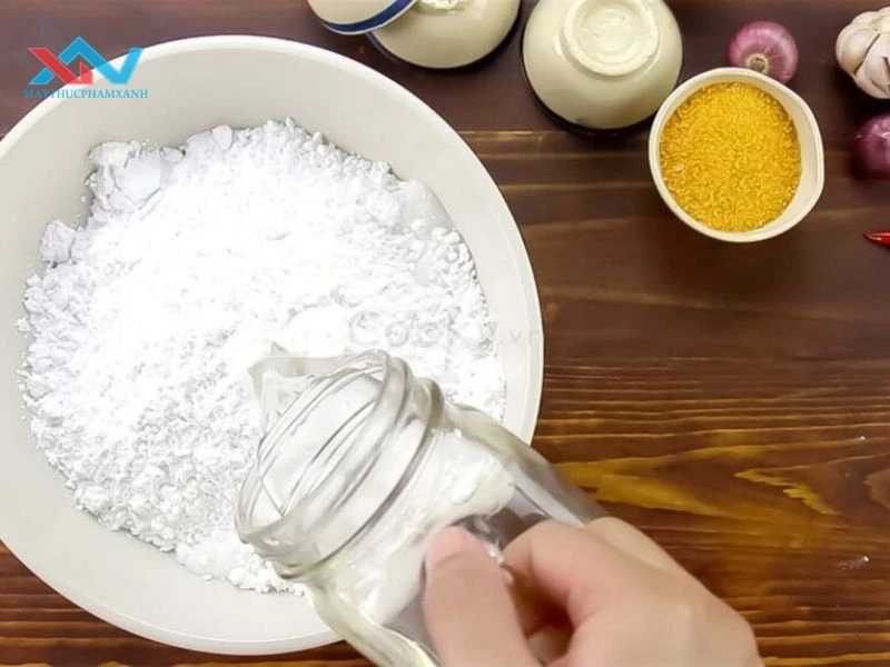 cách làm bánh giò bằng bột gạo